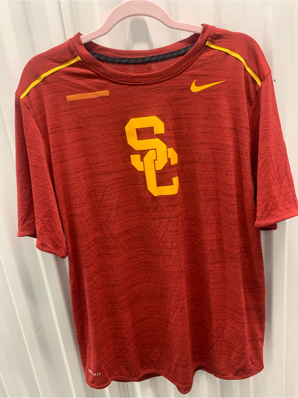 Nike Men’s USC Cardinal Red Short-Sleeve Logo Tee
